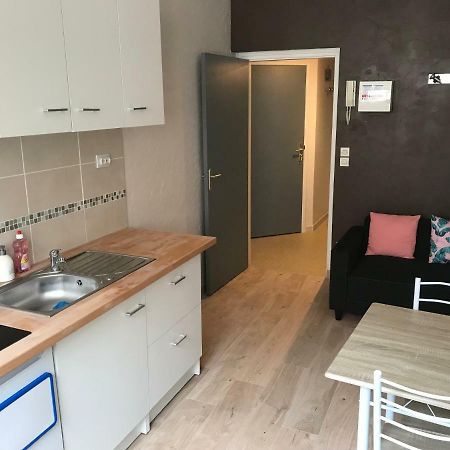 T3 en vieille ville 2adult 2 enfants parking gratuit - by La Source d'OrFée Boulogne-sur-Mer Exterior foto